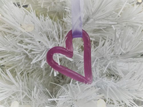 Christmas: Make your own Candy Cane Hearts