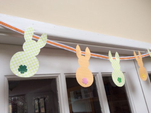 Easter Craft Tutorial: Easy Easter Bunny Bunting