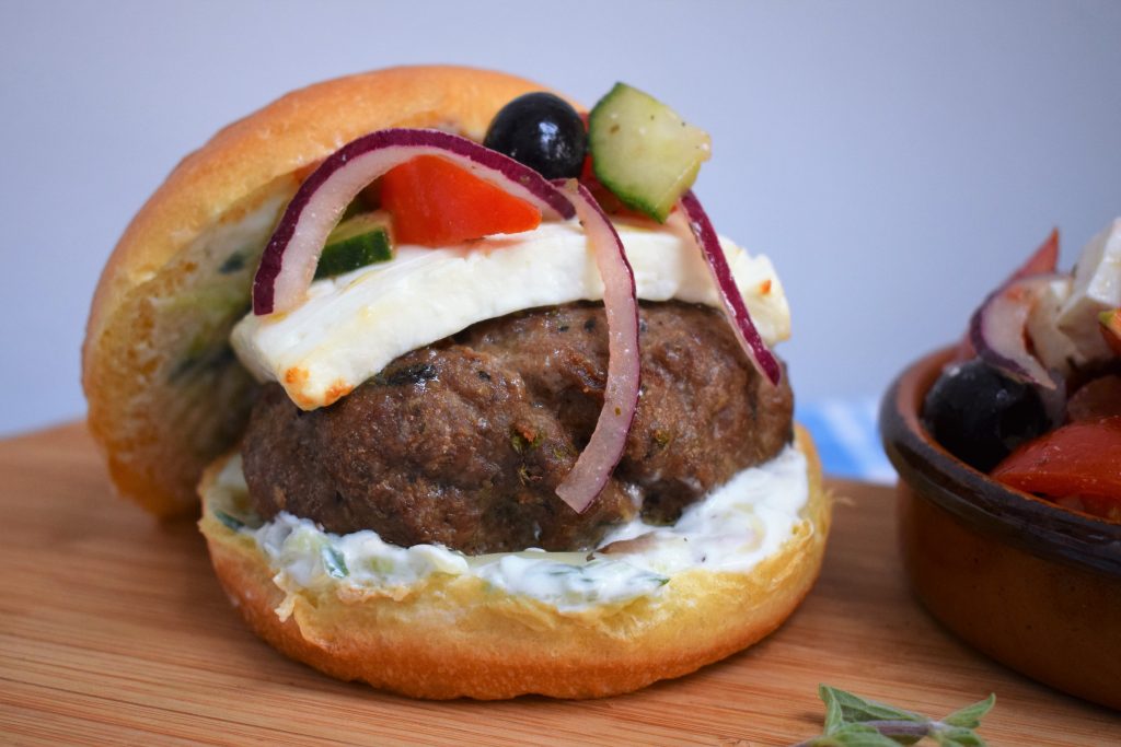 Recipe: Bifteki - Cretan Style Lamb Burger with Feta - HodgePodgeDays
