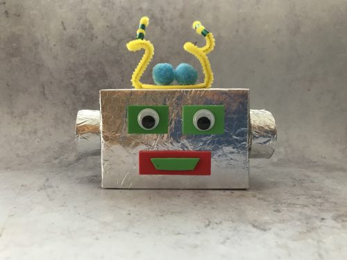 Recycled Crafts: Robot Junk Modelling