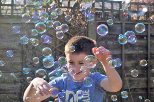 Toy Review: Outdoor fun with Gazillion Bubbles