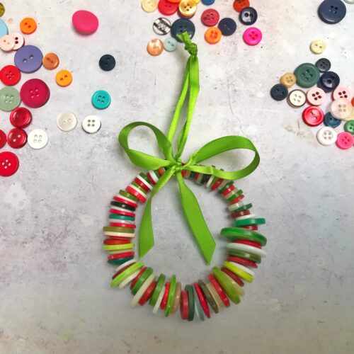 Crafts: How to make a Christmas Button Wreath