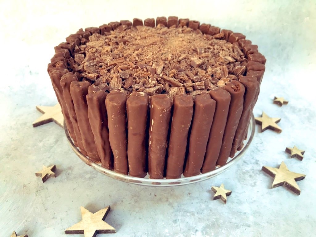 Cadbury chocolate cake | Bad cakes, Cadbury chocolate cake, Cupcake cakes