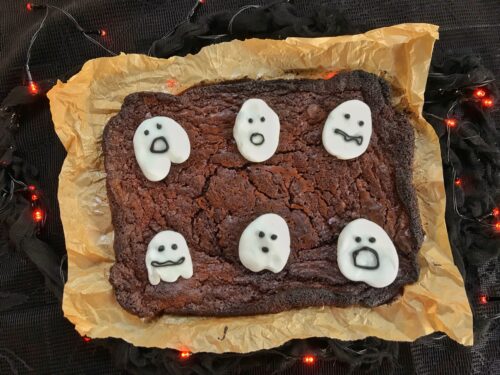 Halloween Recipe: Ghost Chocolate Brownies